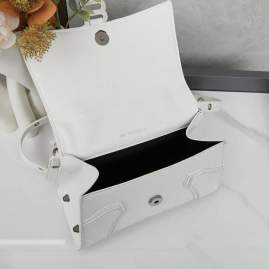 Picture of Balenciaga Handbags _SKUfw184283403fw